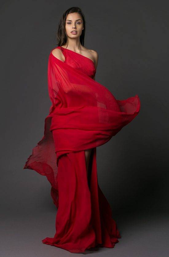 Weronika Szmajdzińska w finale Miss Universe 2015