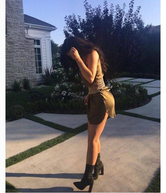 Co zgubiła Kylie Jenner? Czego od lat szuka na ziemi?