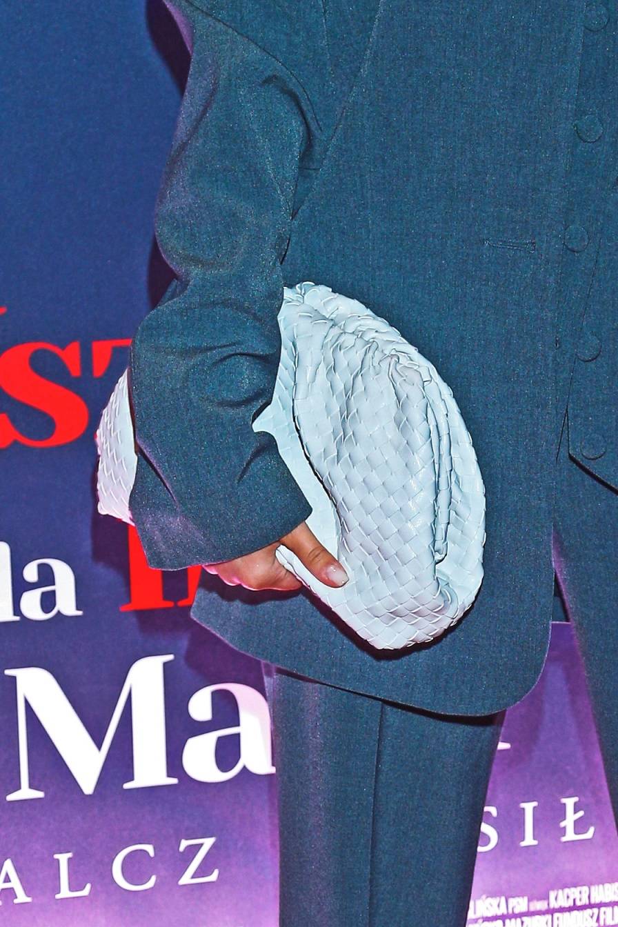 Julia Wieniawa w GARNITURZE, niestarzejąca się Beata Ścibakówna i Katarzyna Wajda pozują na ściance