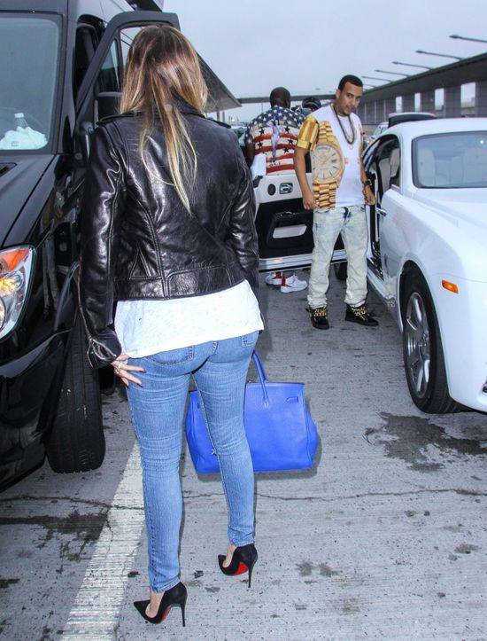 Tak prezentuje się nowa pupa Khloe Kardashian