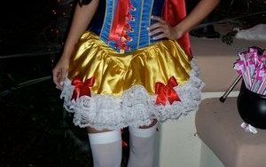 Kim Kardashian jako Królewna Śnieżka czy Jasmina? (FOTO)