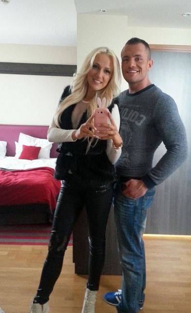 Eliza z Warsaw Shore na FB