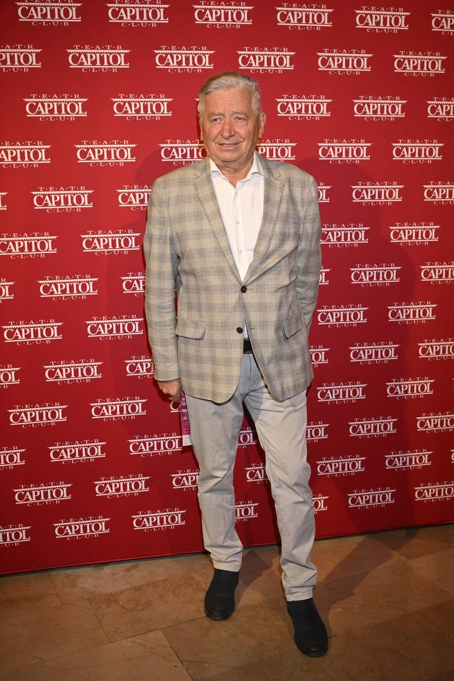 Gwiazdy brylują na premierze spektaklu “Pół żartem…”! Katarzyna Skrzynecka z mężem i córką, Anna Maria Sieklucka, Beata Tadla z ukochanym