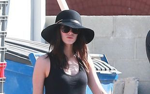 Najseksowniejsza kobieta świata łączy dres z koronką