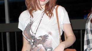 Sposób, w jaki zarabia Córka Kurta Cobaina, jest trochę PRZERAŻAJĄCY