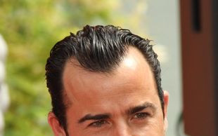 Partner Jennifer Aniston Justin Theroux zgolił brodę