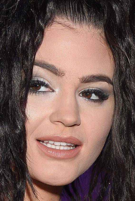 SZOK! Jak makijaż zmienił Honoratę Skarbek