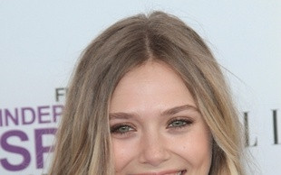 Modowa wpadka Elizabeth Olsen (FOTO)