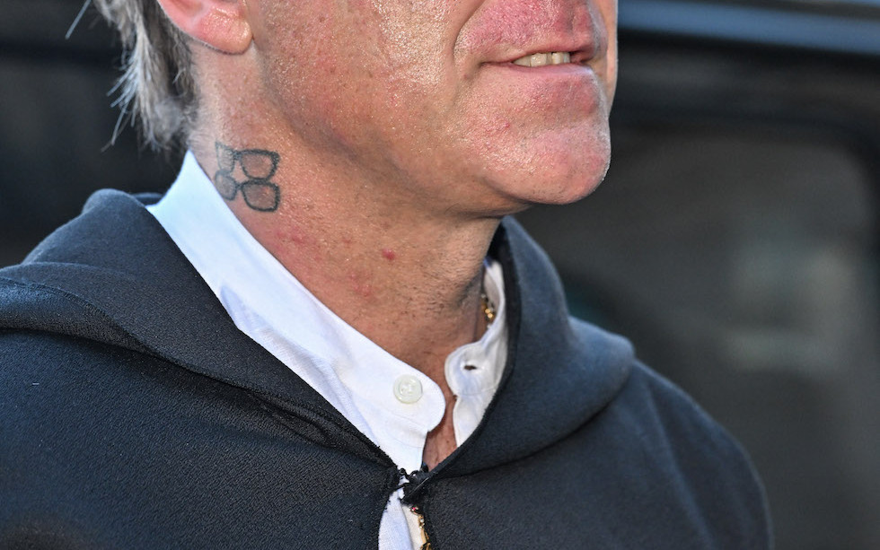 „Po ślubie nie ma seksu!” Robbie Williams przyznaje, że rzadko kiedy dochodzi do intymności z jego żoną