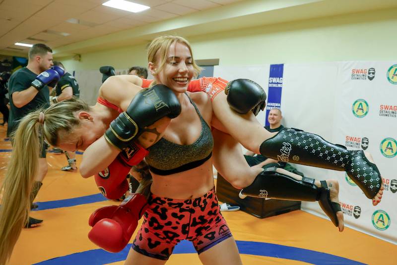 Marianna Schreiber trenuje do walki z Gohą Magical. Ale ona jest wygimnastykowana (FOTO)