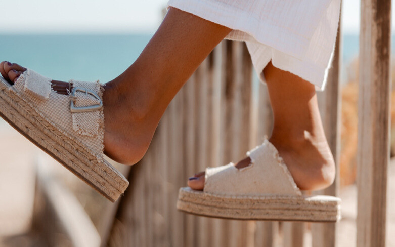 EMU Australia przedstawia innowacyjną kolekcję na wiosnę/lato 2025: połączenie zrównoważonego rozwoju i komfortu