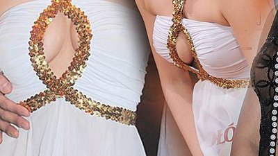 Czyj to ponętny dekolt? (FOTO)