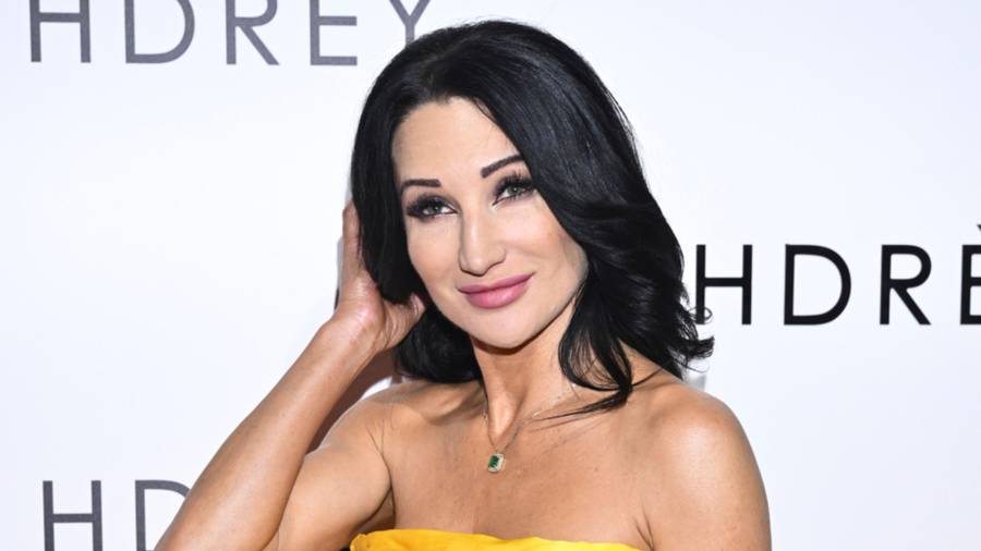 Justyna Steczkowska w sukni bogini. Dół to jest prawdziwy hit! Fot. AKPA.