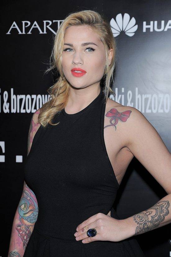 Karolina Gilon eksperymentuje z włosami