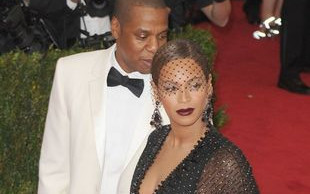 A to LIZUSY! Zobacz, co Kim i Kane podarowali Beyonce