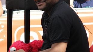 Kevin Clash (głos Elmo) przekupił swoją ofiarę?