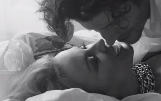 Kylie Minogue jak Edyta Herbuś! [VIDEO]