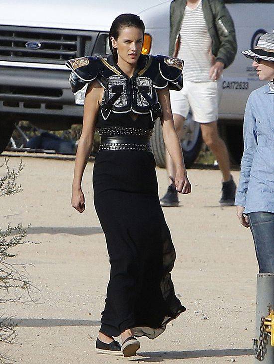 Alessandra Ambrosio w pracy