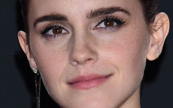 Kolejna rozczarowująca stylizacja Emmy Watson