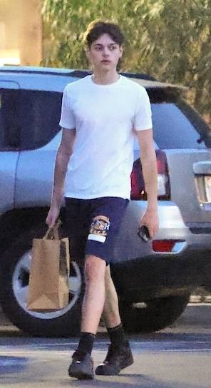 Colin Farrell z synem Henrym Tadeuszem na zakupach! Tak spędza czas z ojcem syn Alicji Bachledy-Curuś (FOTO)