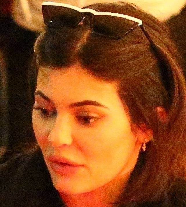 Kylie Jenner BEZ MAKIJAŻU