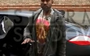 Kanye West jest… miły dla paparazzi! (VIDEO)