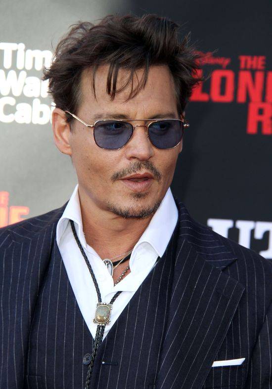 W jakim wieku gwiazdy straciły cnotę?