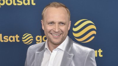 Piotr Adamczyk pokazał swoje zdjęcie tuż po PORODZIE! “Dzieciak ze zdjęcia ma już pół wieku, rozumiesz to?”