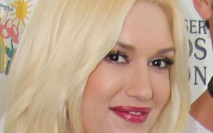 Co kryje torebka Gwen Stefani?