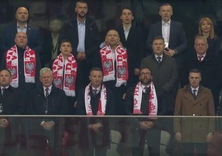 Karol Nawrocki kibicuje Polakom, fot. TVP