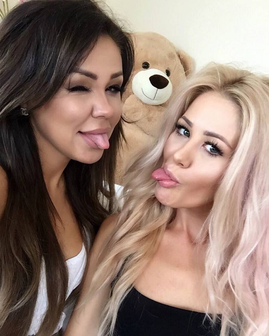 Sylwia Bomba pojawiła się na Instagramie 11 lat temu. Bardzo się od tego czasu zmieniła? (ZDJĘCIA)