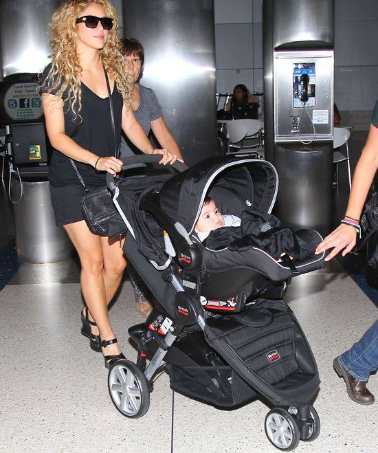 Shakira – sexy mama