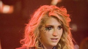 Pozwali Ke$hę na 14 milionów!