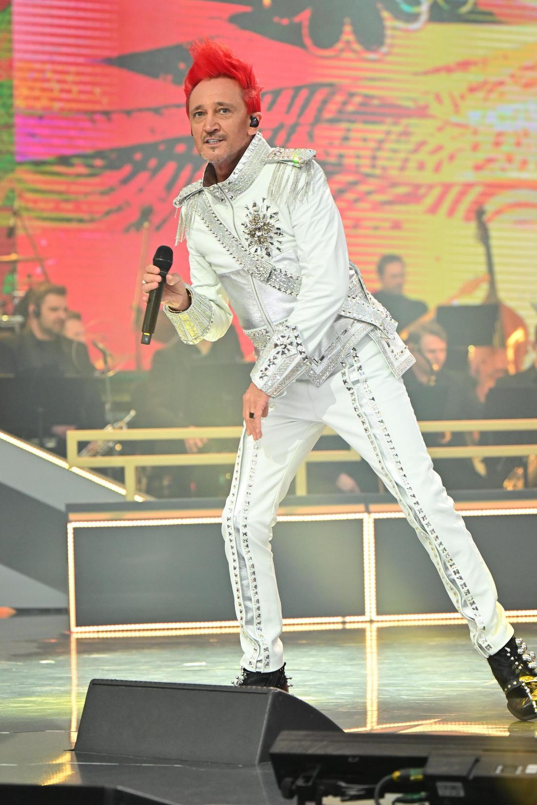 Michał Wiśniewski wypadł niezręcznie podczas wywiadu po Polsat Hit Festiwal 2026, fot. KAPiF