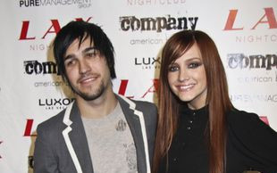 Pete Wentz próbował mleka z piersi