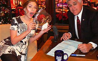 Smarki Scarlett Johansson sprzedane za 5 tys. dolarów