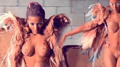 Kanye West chwali się swoją nową dziewczyną (FOTO + VIDEO)