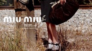 Reklama Miu Miu z Hailee Setinfeld zakazana (FOTO)