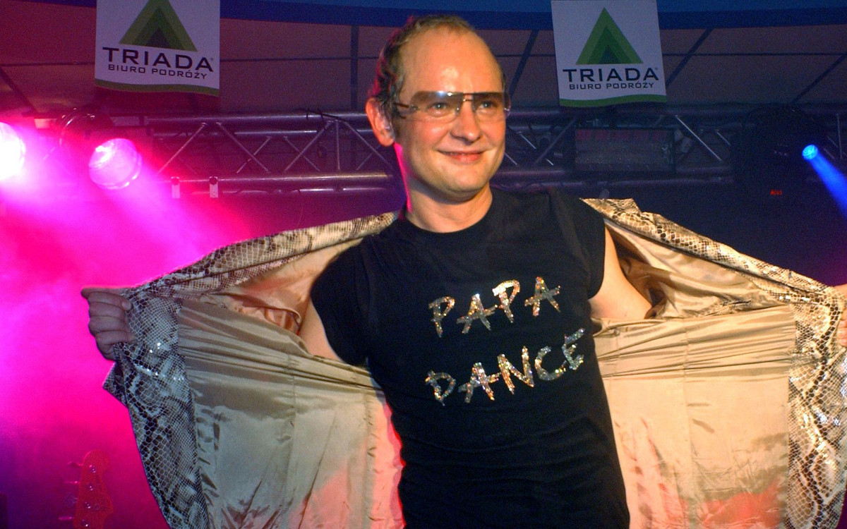 Był ulubieńcem Polek. Tak zmienił się na przestrzeni lat lider Papa Dance