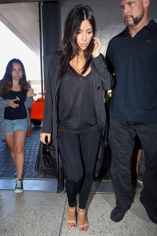 Kardashianki na lotnisku