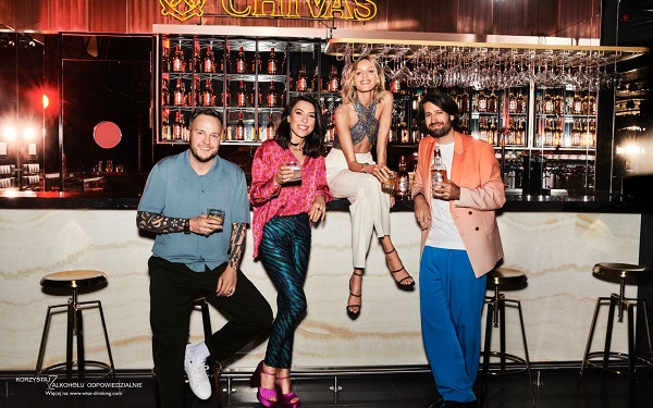 „Jak w górę, to z Mesem!” Druga odsłona kampanii marki Chivas Regal