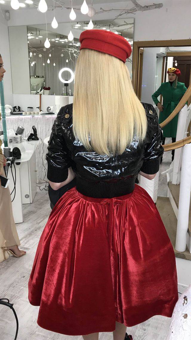 Doda i Klaudia Halejcio przed galą Telekamer w atelier Kajetana Góry