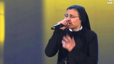Rewelacyjna siostra zakonna w Voice of Italy [VIDEO]