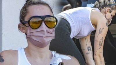 OMG: W co ona się ubrała?! Miley Cyrus pokazała WSZYSTKO