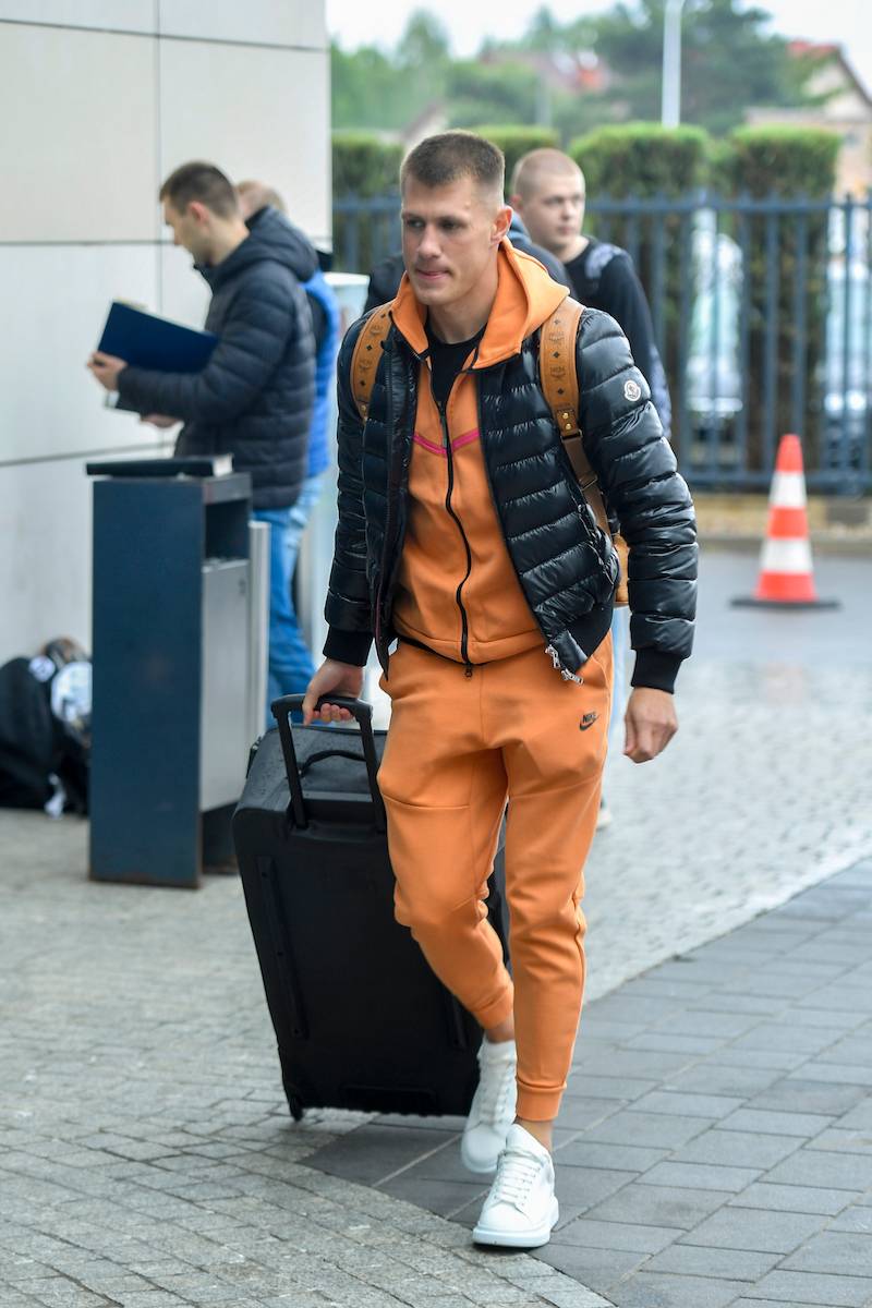 Zgrupowanie reprezentacji Polski przed Ligą Narodów. Milika przywiozła ukochana, a co się stało Karolinie Szostak? Zobaczcie na jej twarz