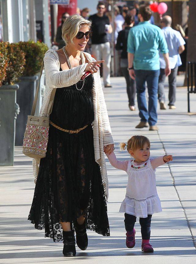 Ciążowe stylizacje Elsy Pataky