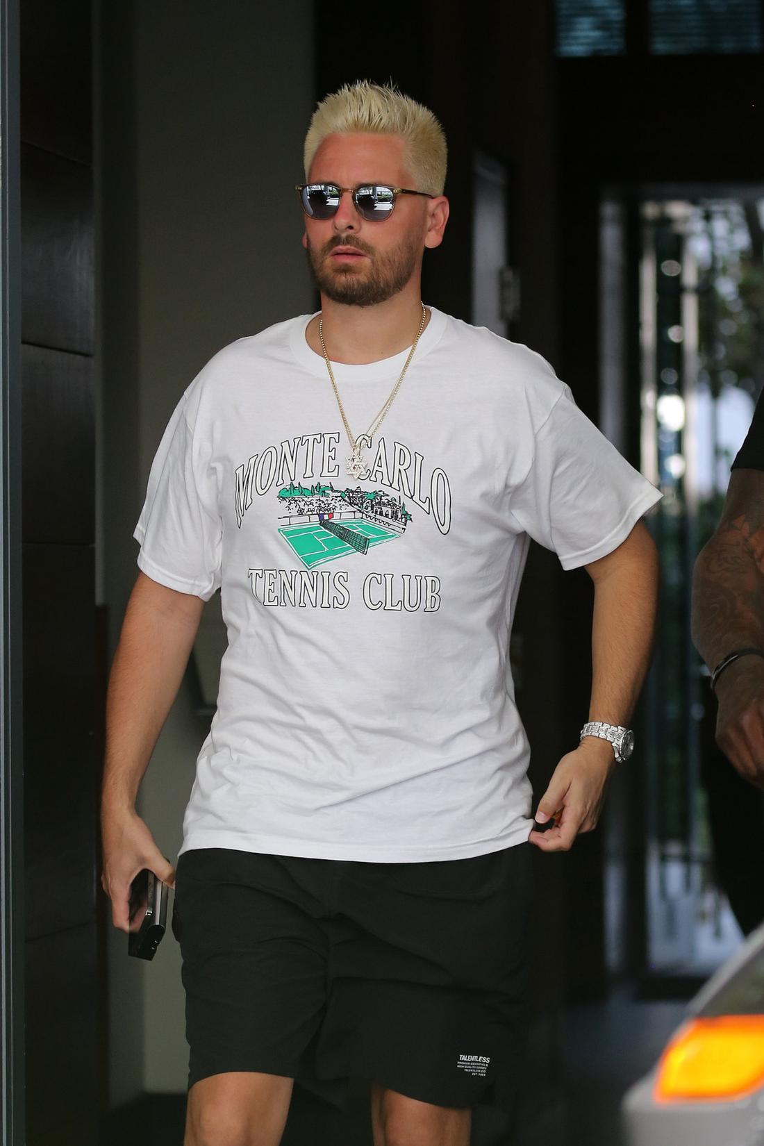 Scott Disick w blond włosów