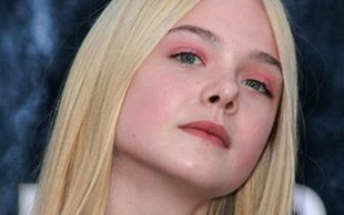 Elle Fanning niewinna jak aniołek (FOTO)