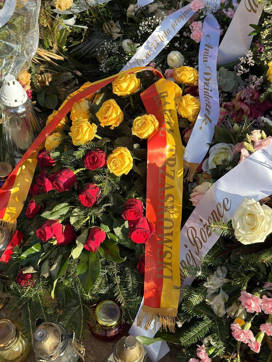 Grób Bożeny Dykiel, fot. Kozaczek Exclusive