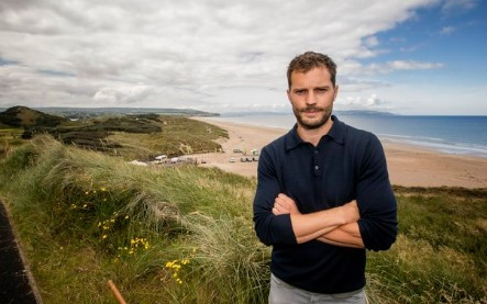 Duża wypukłość w majtkach Dornana skłoniła fanki do pisania sprośnych komentarzy